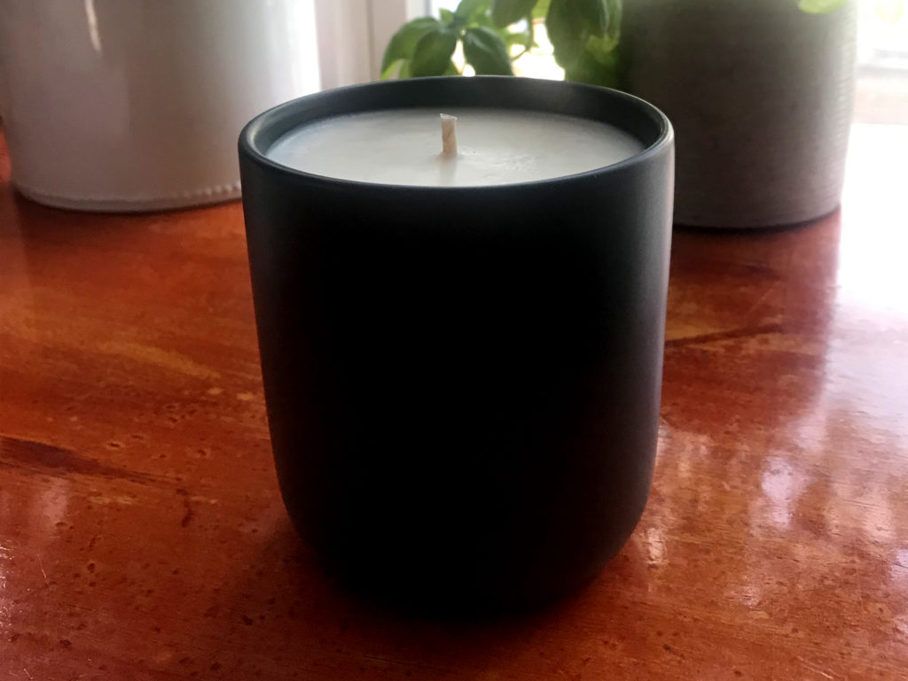 Mommabird Candles, Black Ceramic Vessel